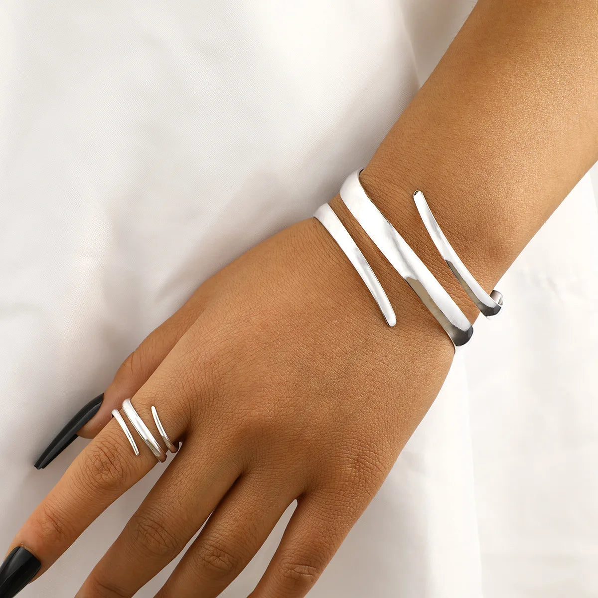 ENYI LUXE Geometric Cuff Bracelet & Ring Set